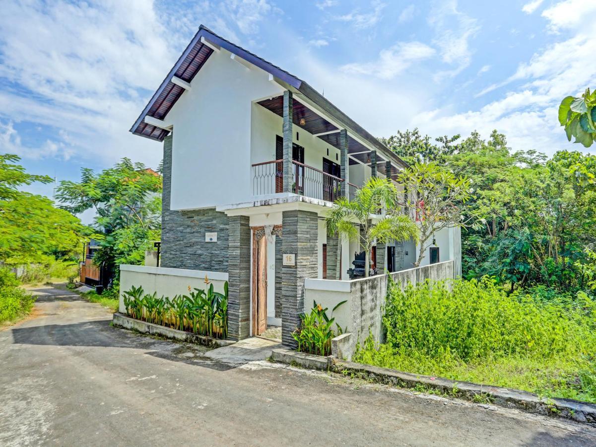 Hotel Oyo 91123 Madhava 108 Ungasan Exterior foto